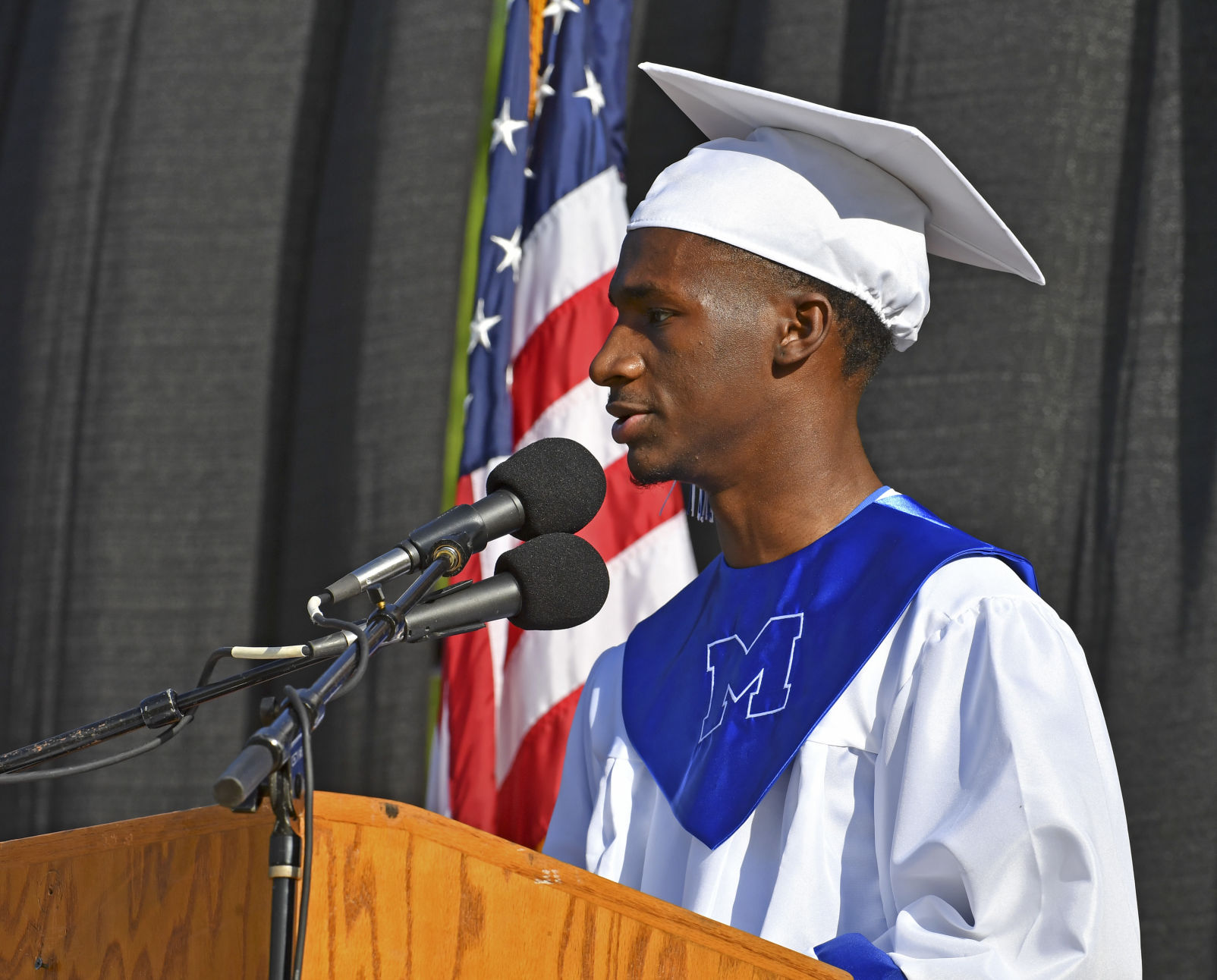 BR.ogerongrads.052020 HS 363.JPG